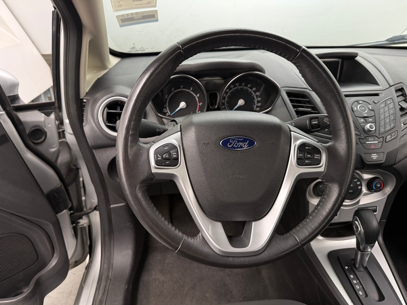 Thumbnail: 2016 Ford Fiesta - 5