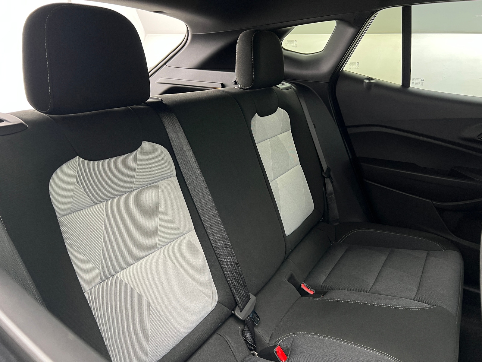 Thumbnail: 2025 Chevrolet Trax - 6