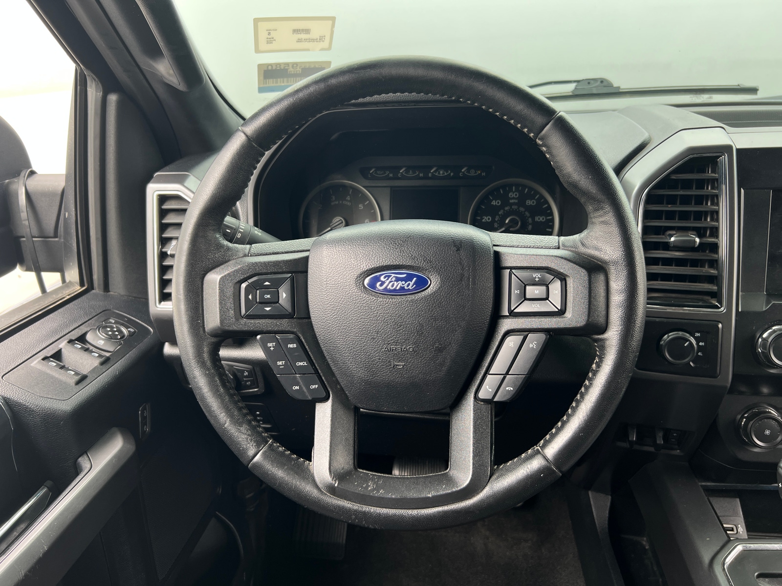 Thumbnail: 2020 Ford Econoline - 5