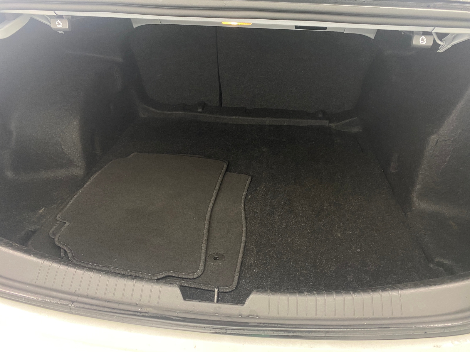 Thumbnail: 2024 Chevrolet Malibu - 7