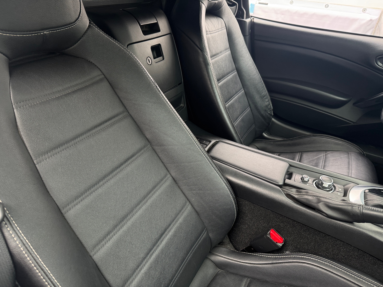 Thumbnail: 2017 Fiat 124 Spider - 2