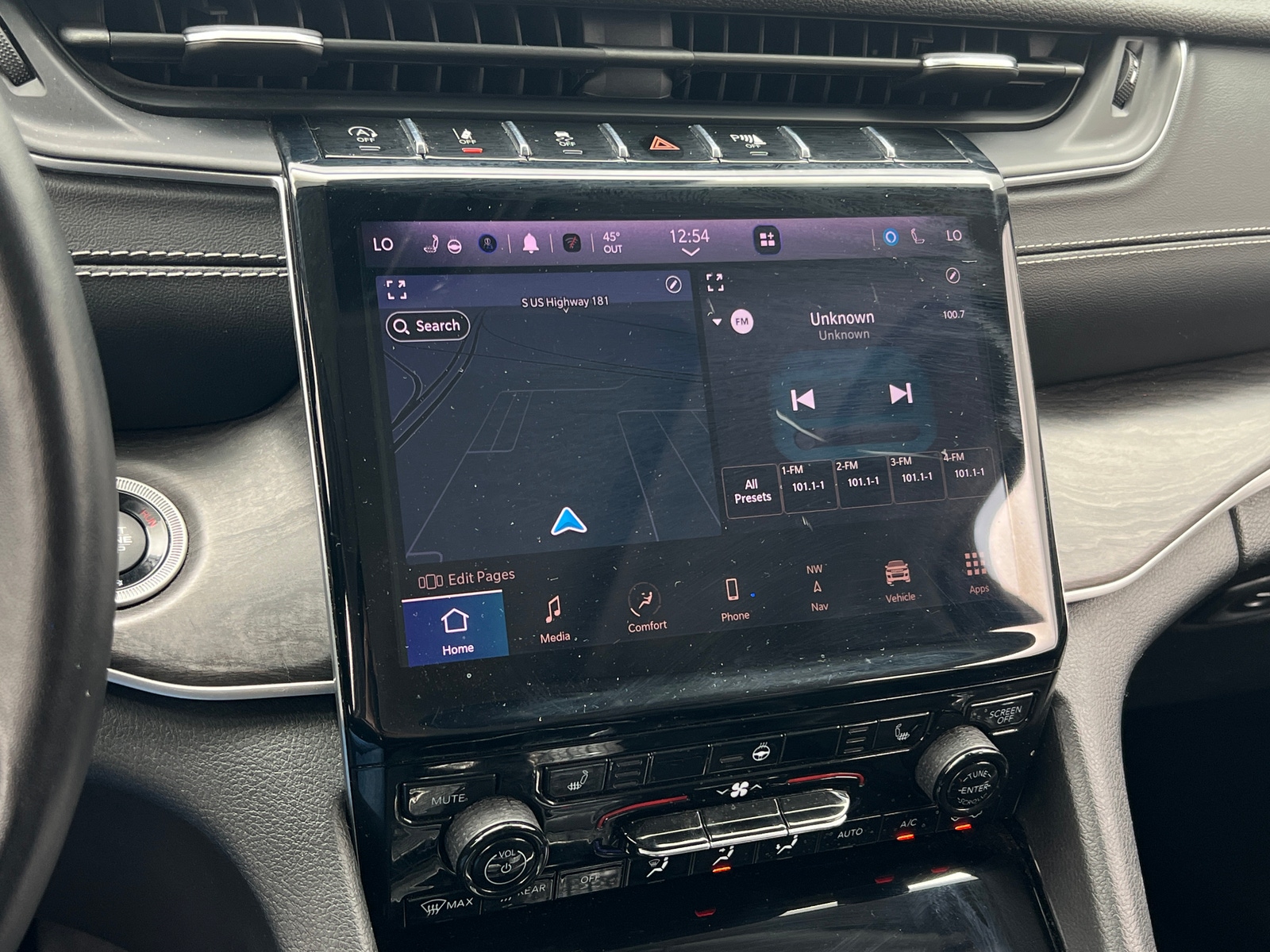 Thumbnail: 2022 Jeep Grand Cherokee L - 3