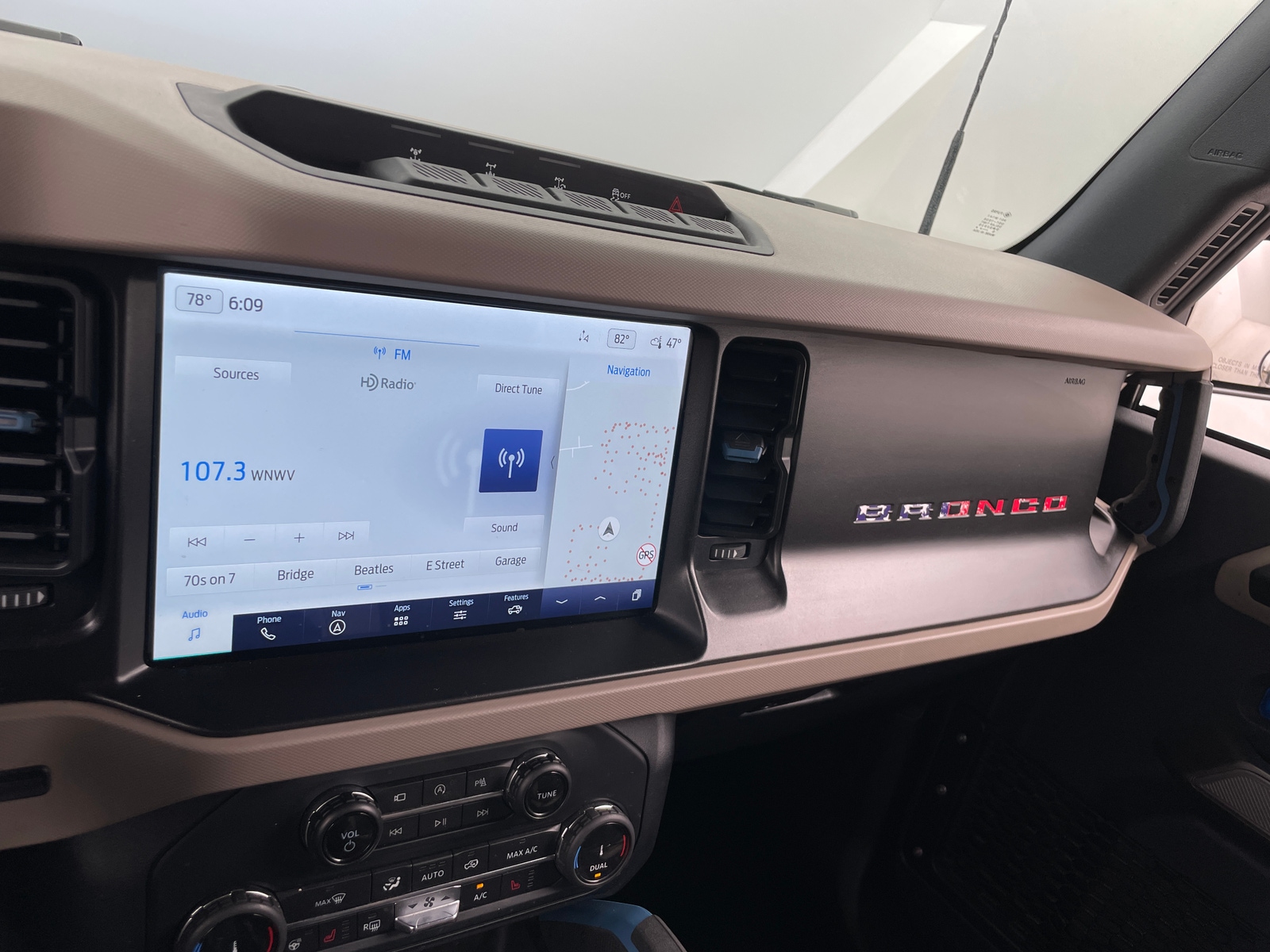 Thumbnail: 2022 Ford Bronco - 3