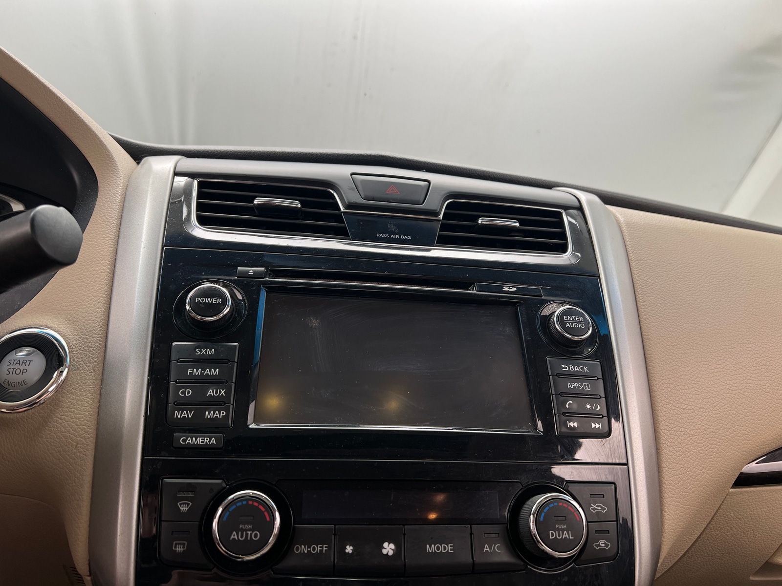 Thumbnail: 2015 Nissan Altima - 3