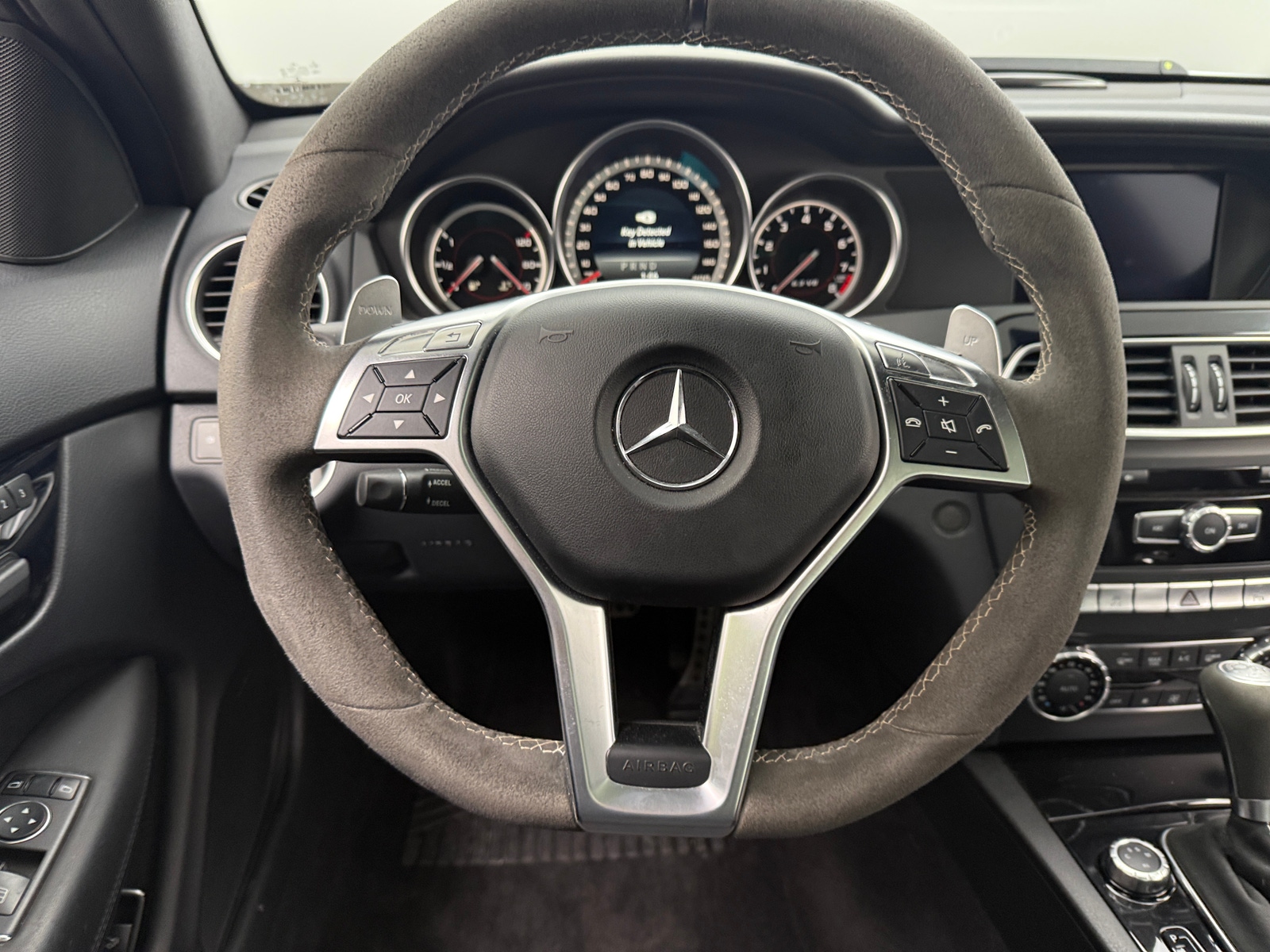 Thumbnail: 2014 Mercedes-Benz C-Class - 3