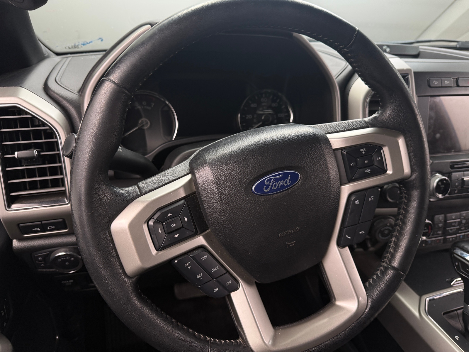 Thumbnail: 2020 Ford Econoline - 4