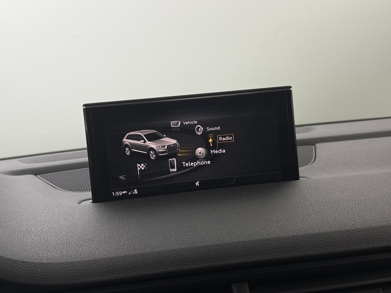 Thumbnail: 2019 Audi Q7 - 3