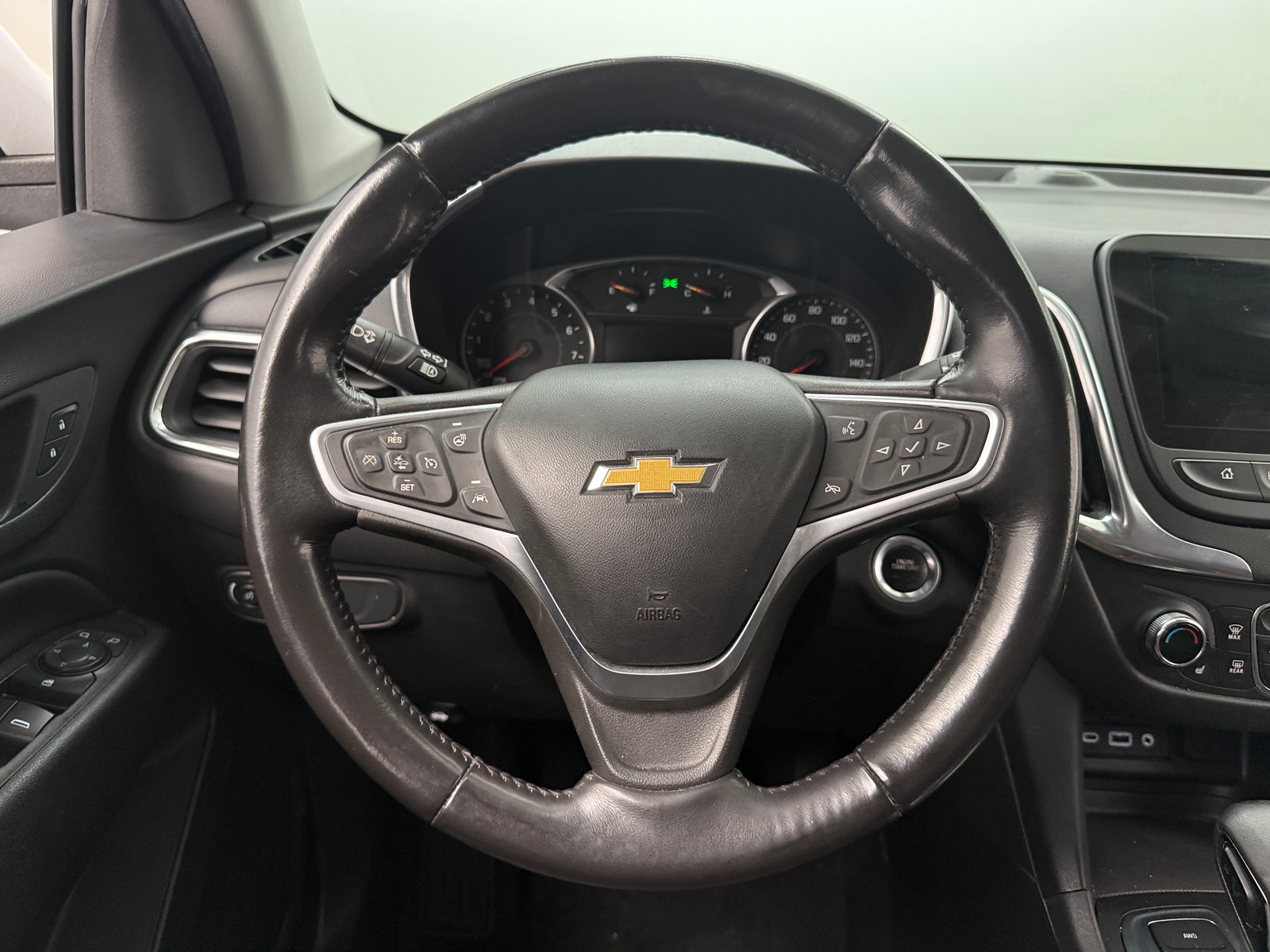 Thumbnail: 2022 Chevrolet Equinox - 5