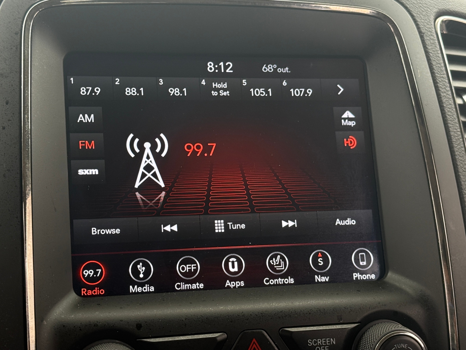 Thumbnail: 2018 Dodge Durango - 3