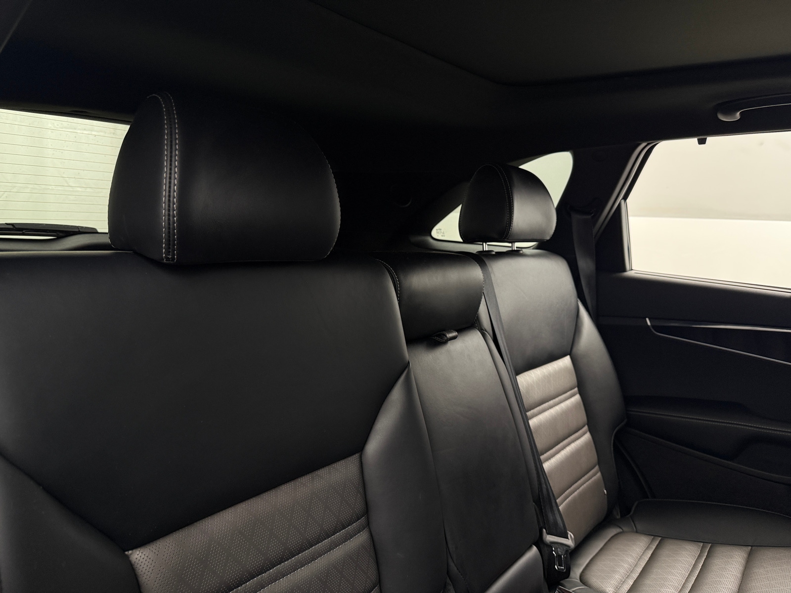 Thumbnail: 2016 Kia Sorento - 5