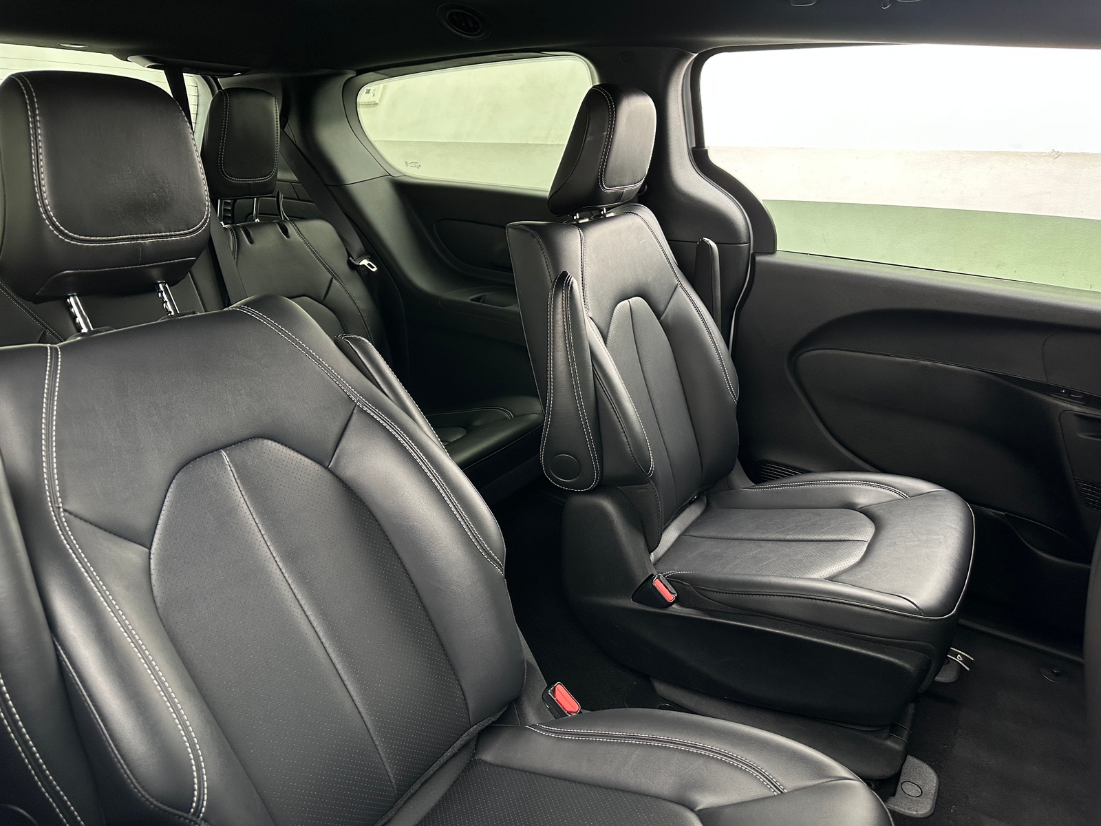 Thumbnail: 2024 Chrysler Pacifica - 5