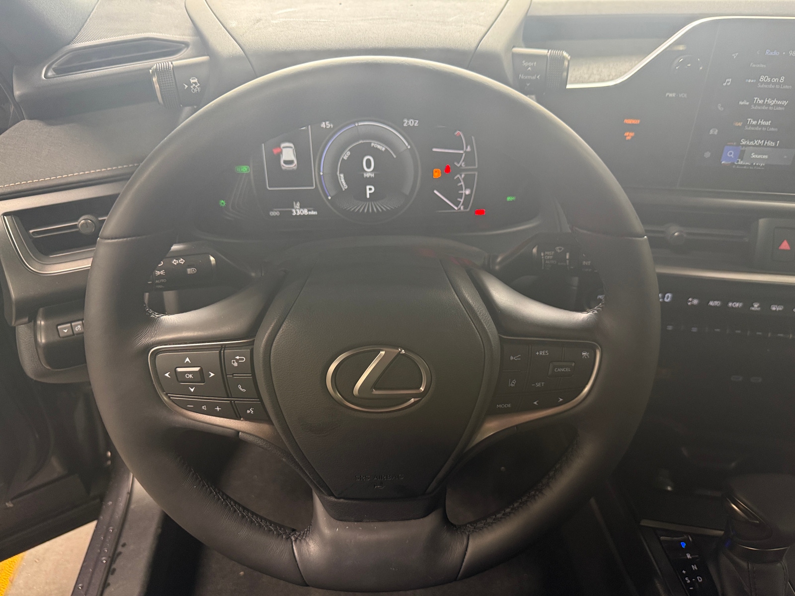 Thumbnail: 2024 Lexus UX - 4