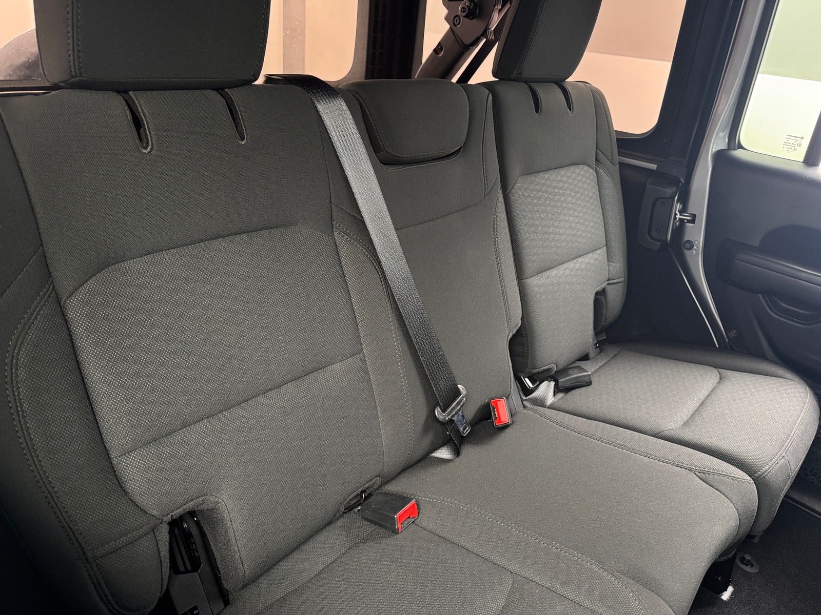 Thumbnail: 2020 Jeep Wrangler - 6