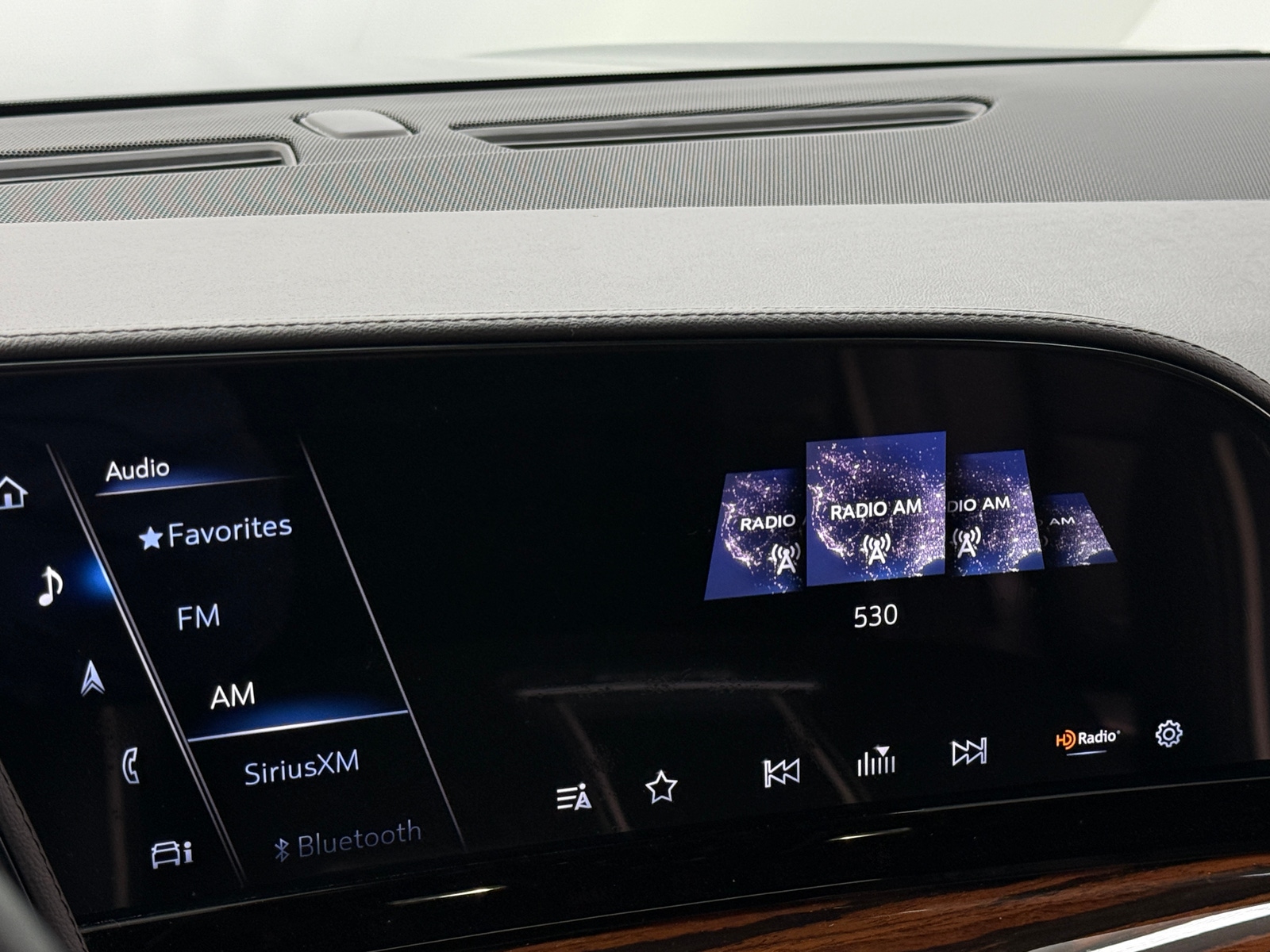 Thumbnail: 2023 Cadillac Escalade - 3