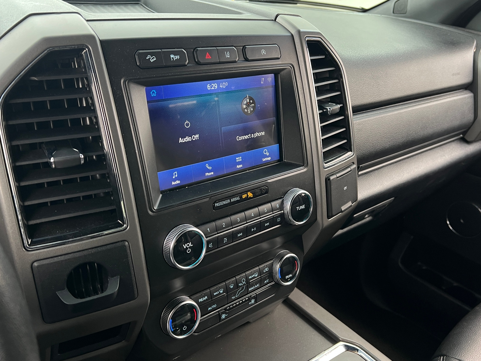 Thumbnail: 2020 Ford Expedition - 4