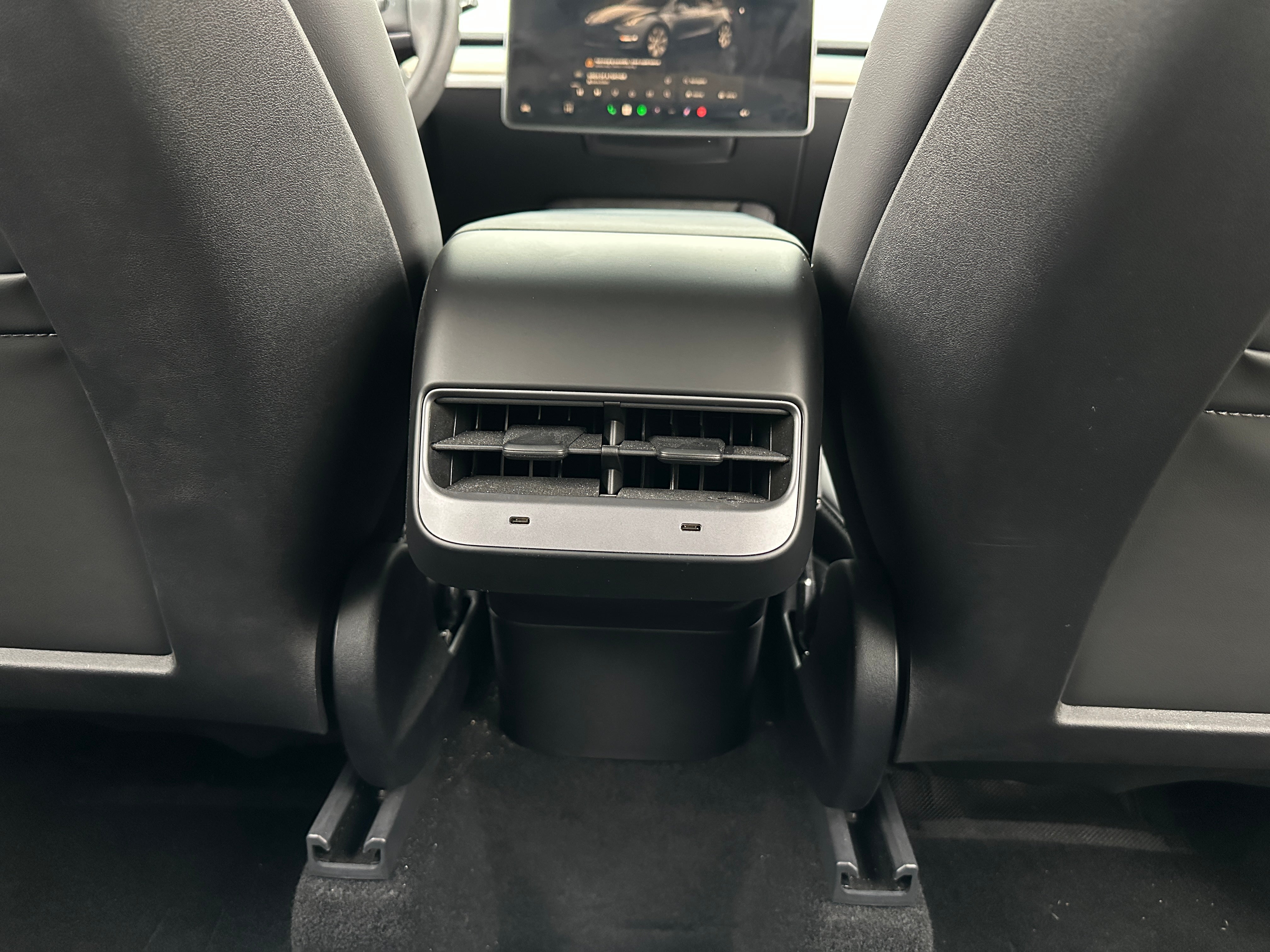 Used 2024 Tesla Model Y Long Range with VIN 7SAYGDEE1RA281900 for sale in Northfield, Minnesota