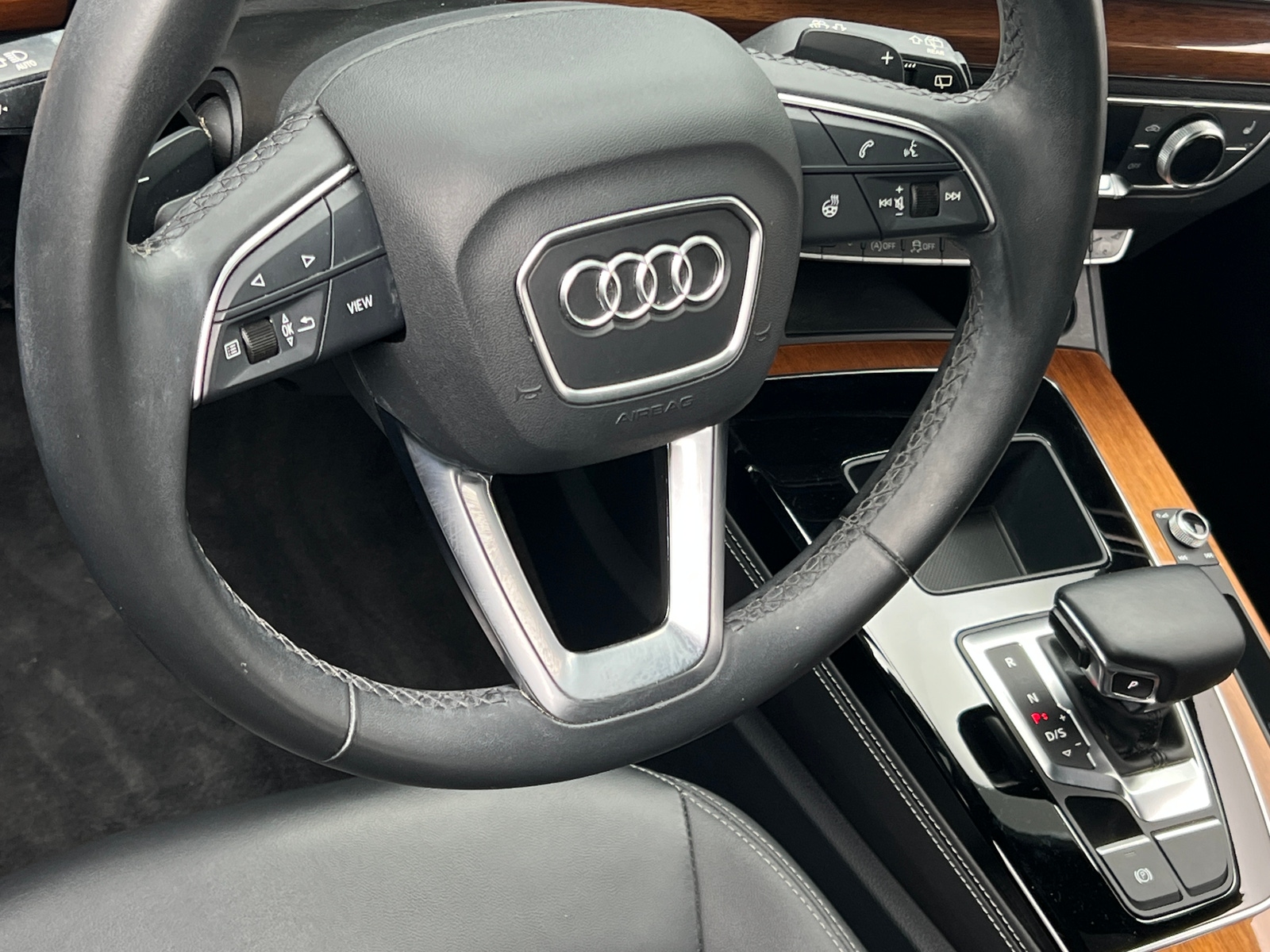 Thumbnail: 2022 Audi Q5 - 4