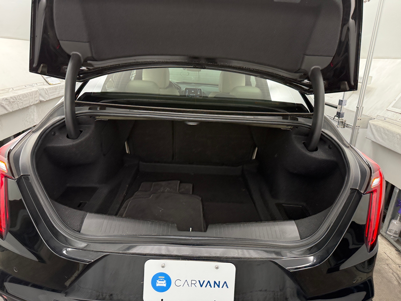 Thumbnail: 2023 Cadillac CT4 - 6