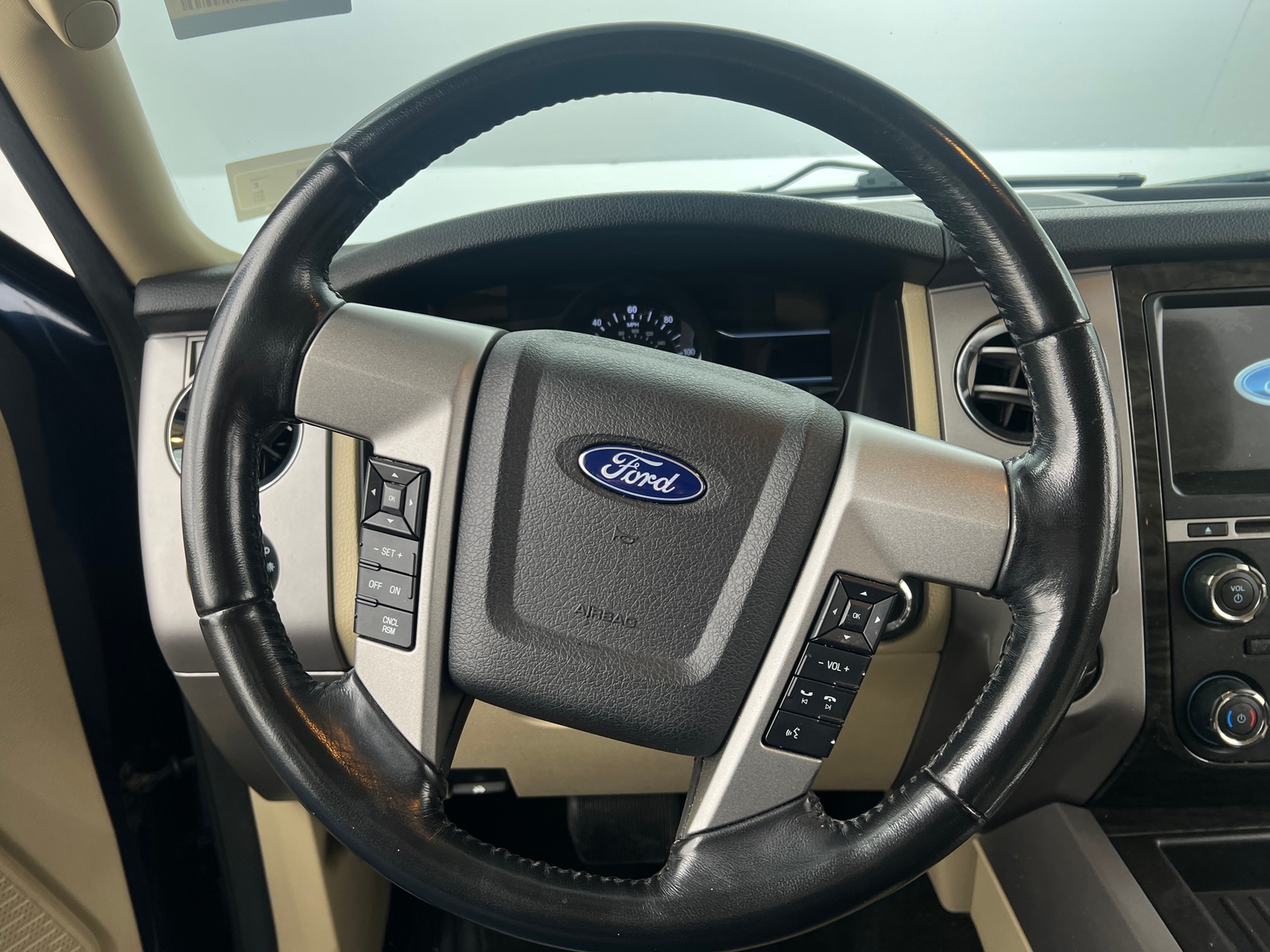 Thumbnail: 2017 Ford Expedition - 4