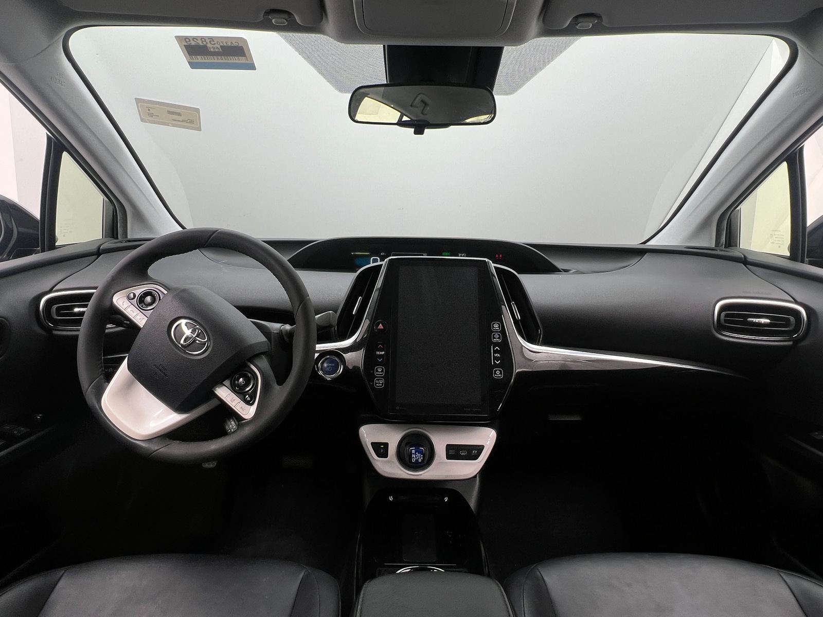 Thumbnail: 2017 Toyota Prius Prime - 3