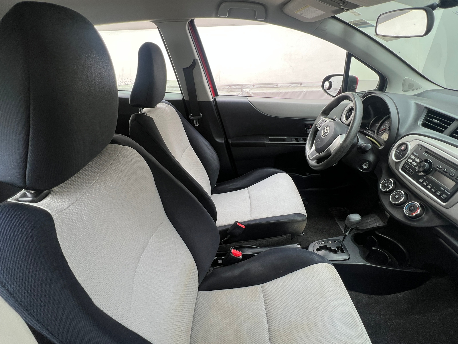 Thumbnail: 2012 Toyota Yaris - 2