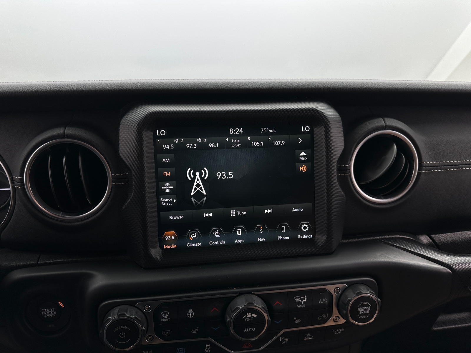 Thumbnail: 2022 Jeep Wrangler - 4