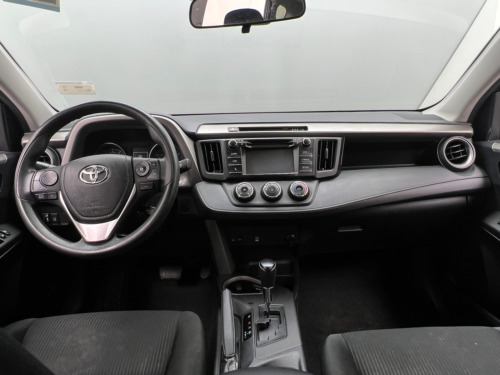 Thumbnail: 2018 Toyota RAV4 - 3