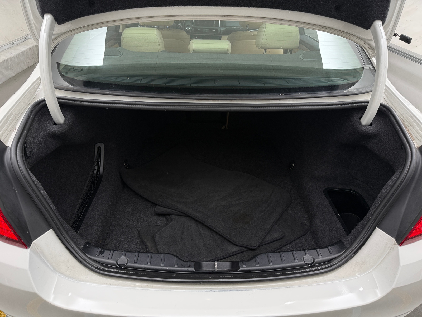 Thumbnail: 2016 BMW 5 Series - 6