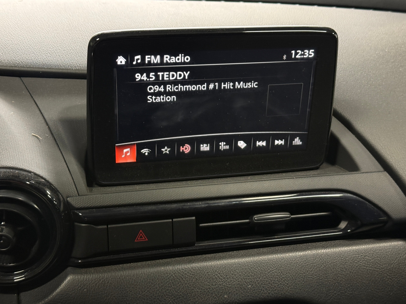 Thumbnail: 2021 Mazda MX-5 Miata - 4