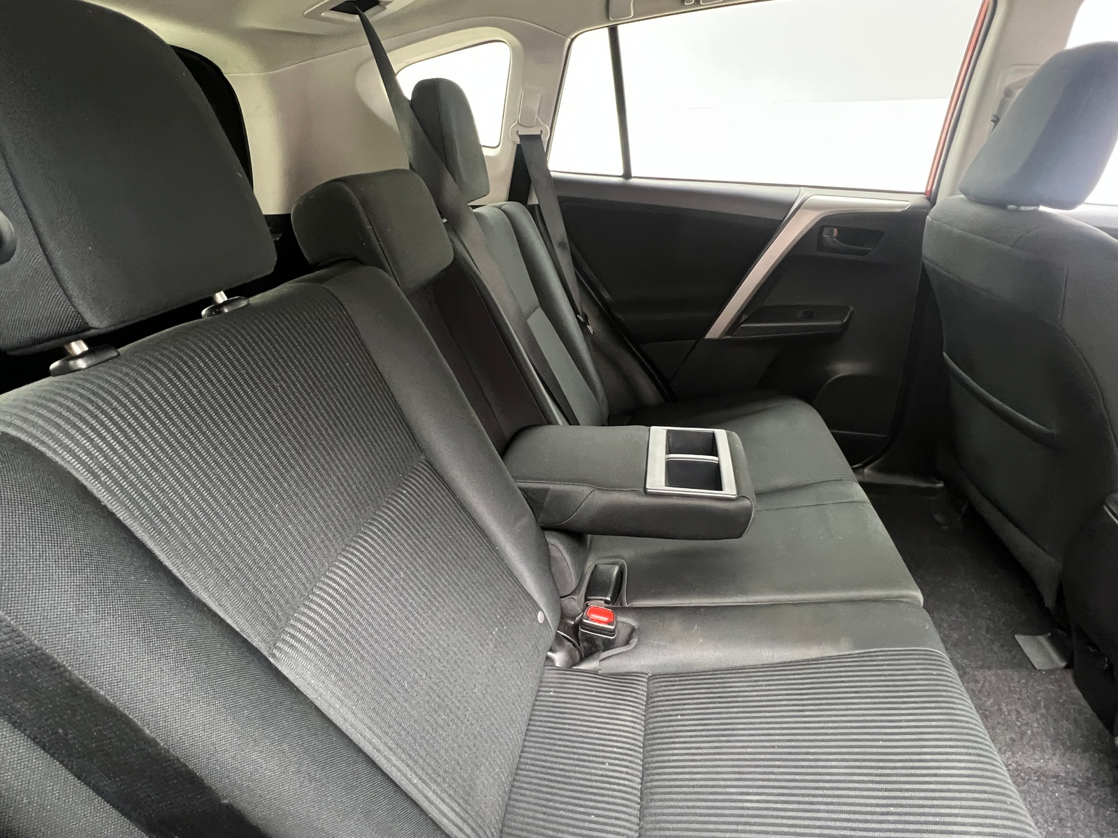 Thumbnail: 2016 Toyota RAV4 - 6