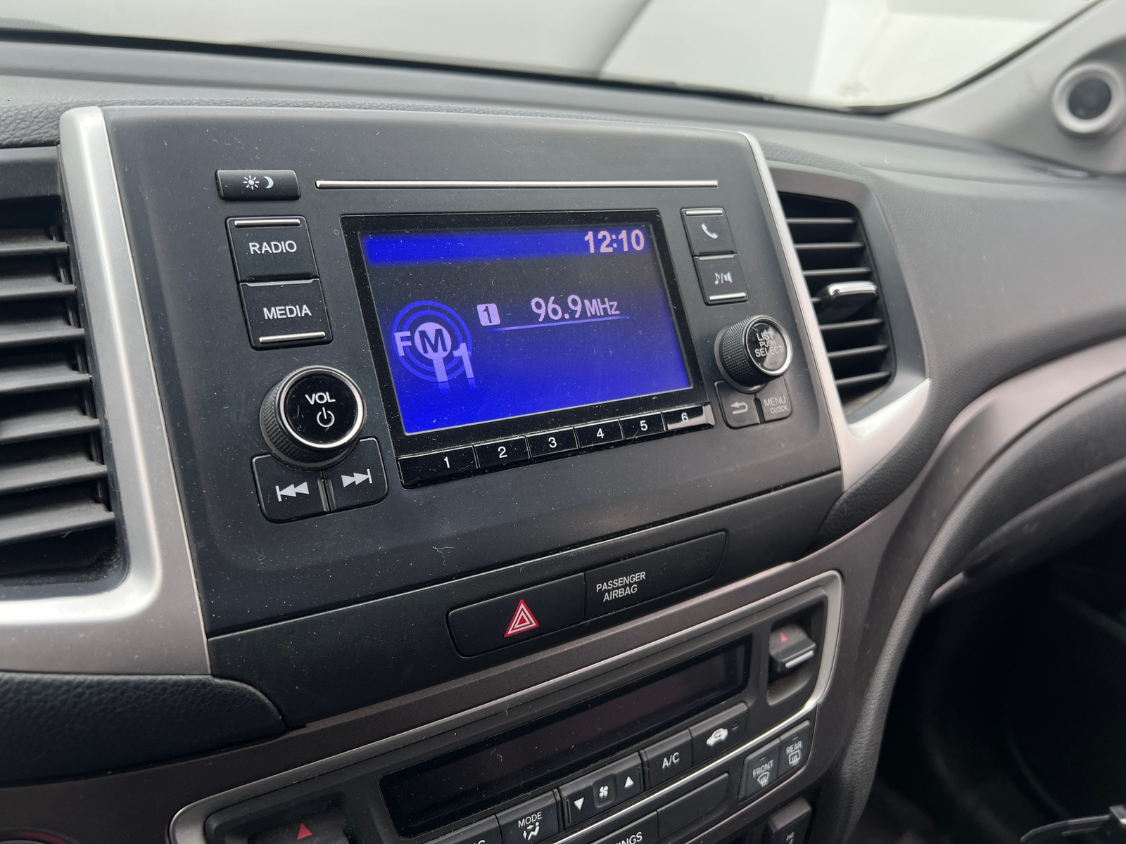 Thumbnail: 2019 Honda Ridgeline - 3