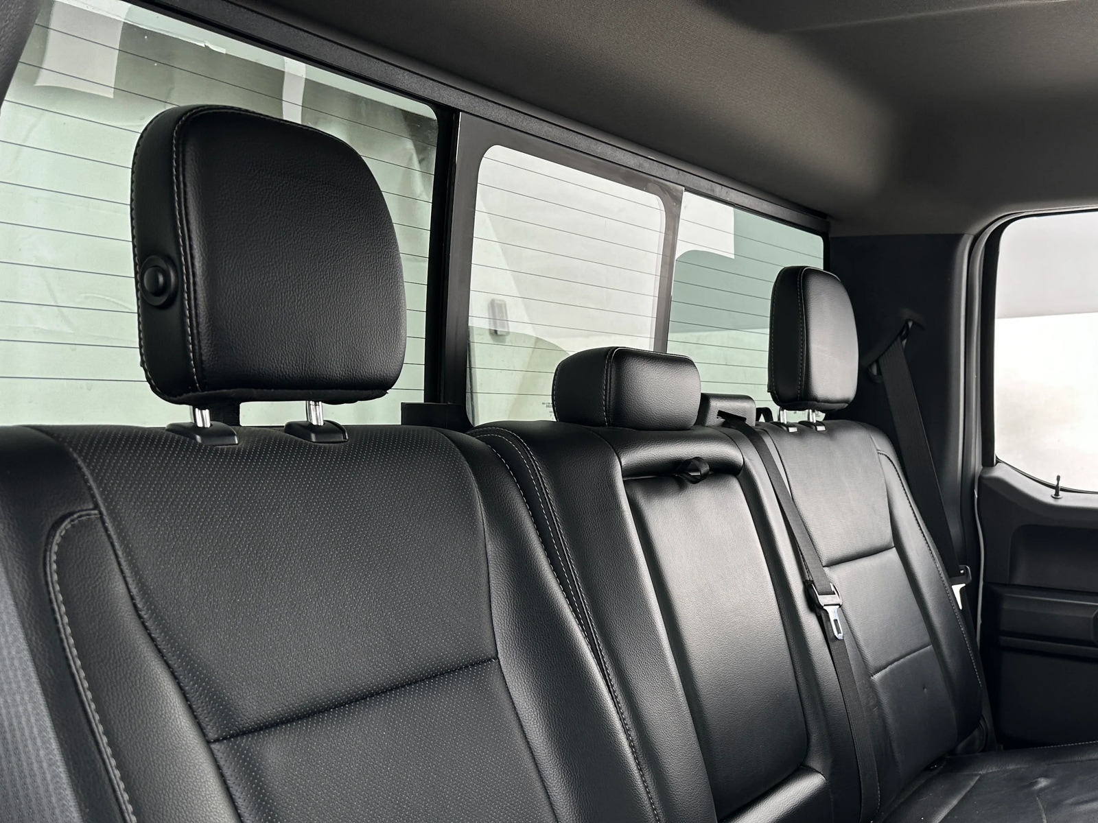 Thumbnail: 2017 Ford Econoline - 5