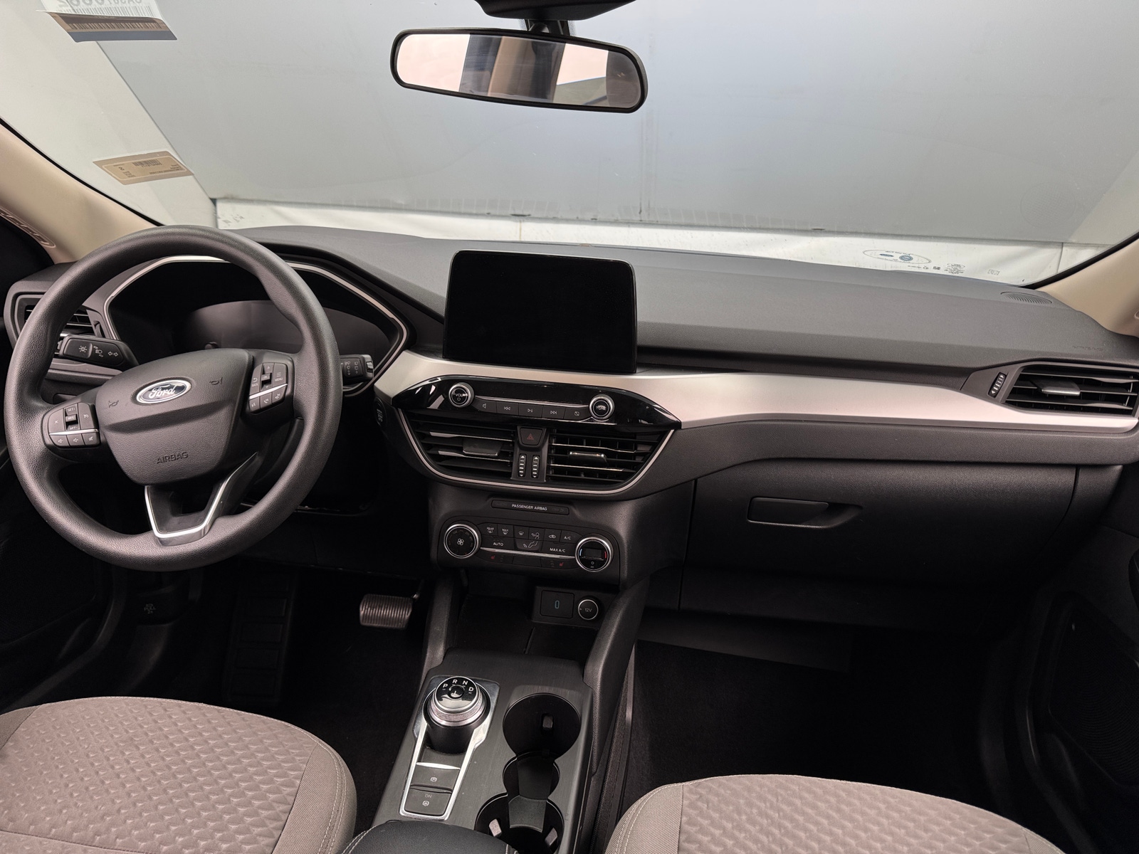 Thumbnail: 2020 Ford Escape - 3