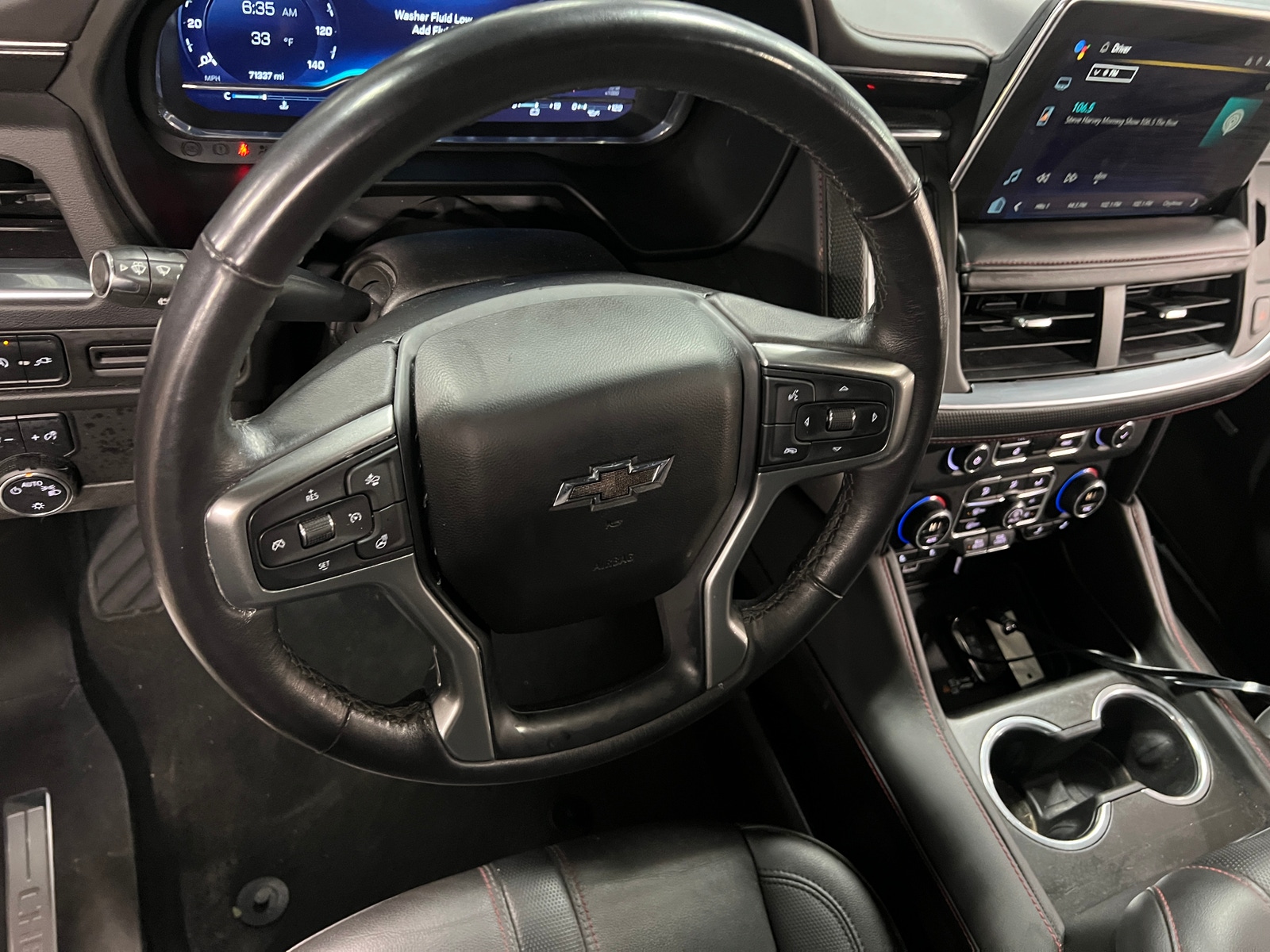 Thumbnail: 2022 Chevrolet Tahoe - 4