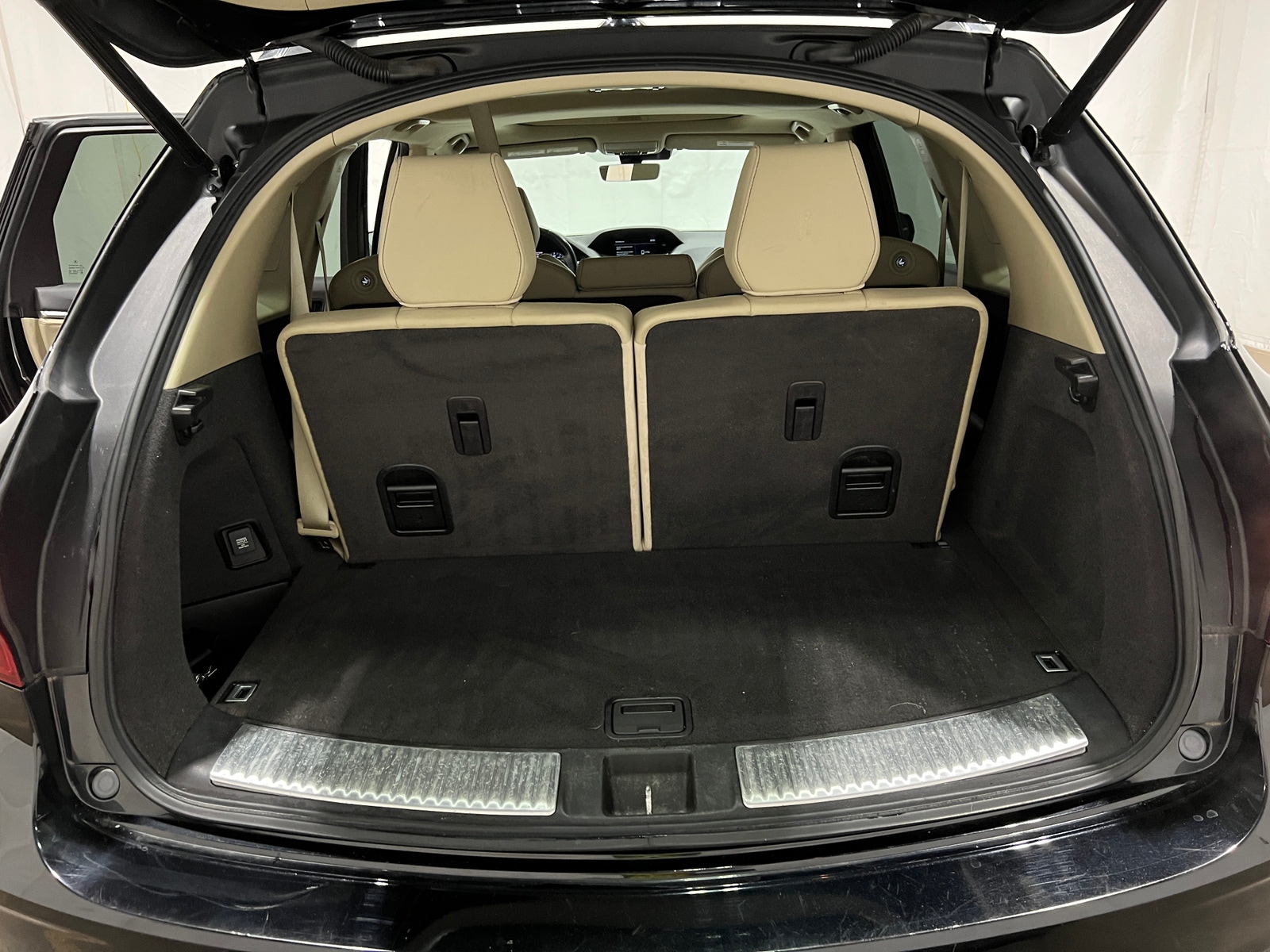 Thumbnail: 2019 Acura MDX - 6