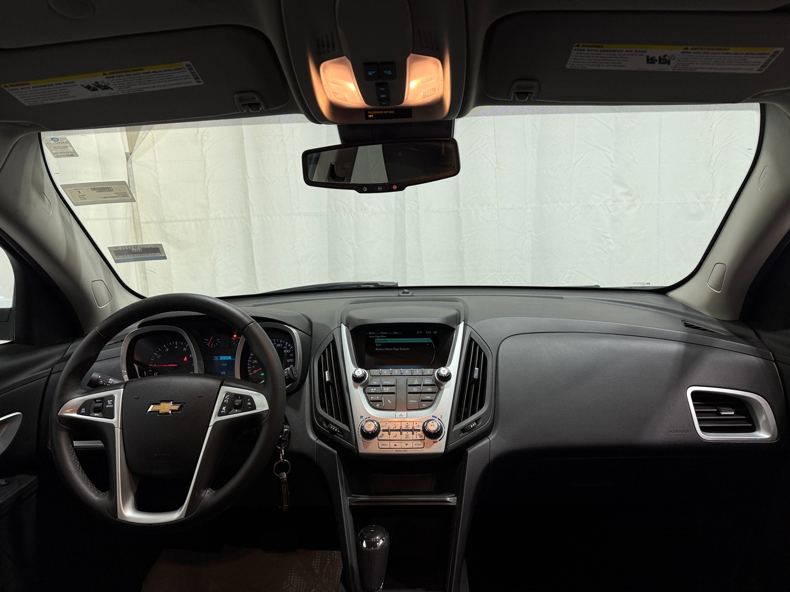 Thumbnail: 2017 Chevrolet Equinox - 3