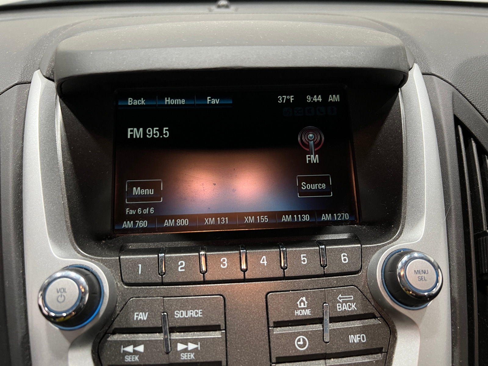 Thumbnail: 2017 Chevrolet Equinox - 4