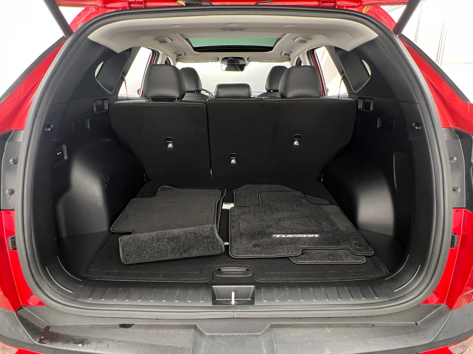 Thumbnail: 2023 Hyundai Tucson - 6