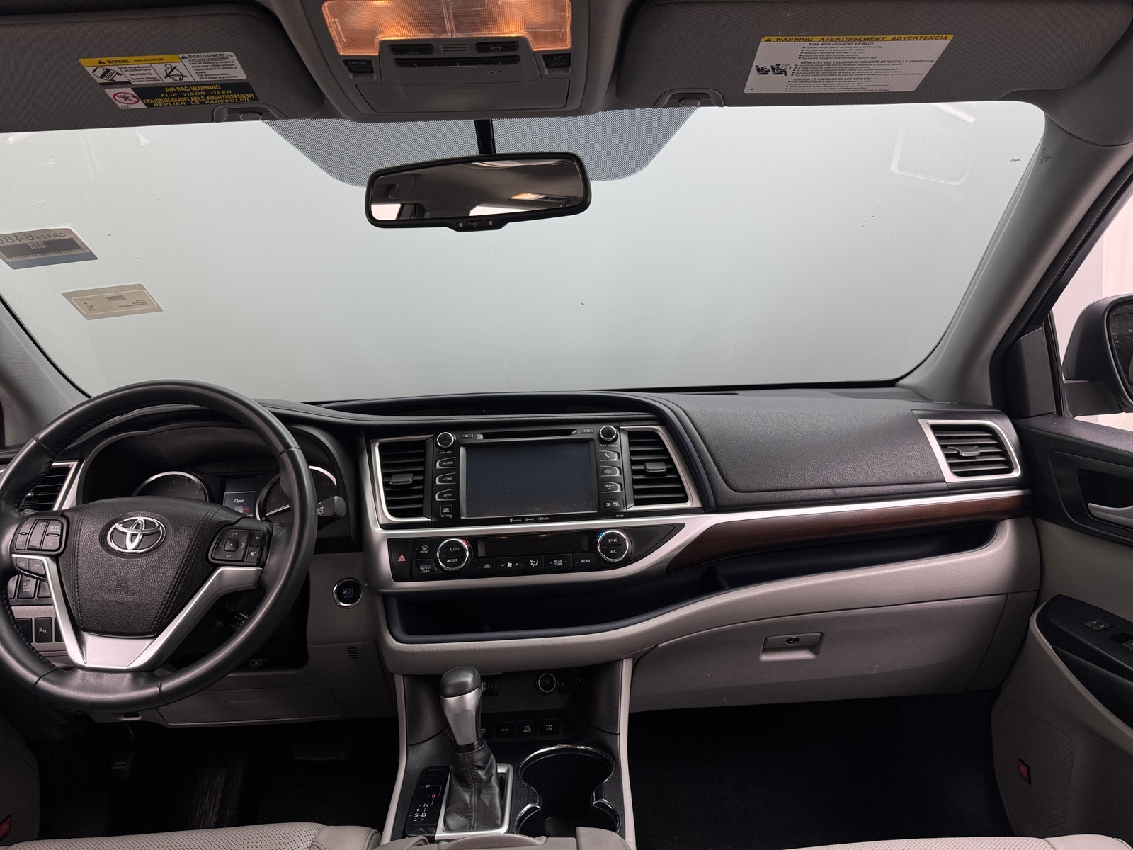 Thumbnail: 2016 Toyota Highlander - 2