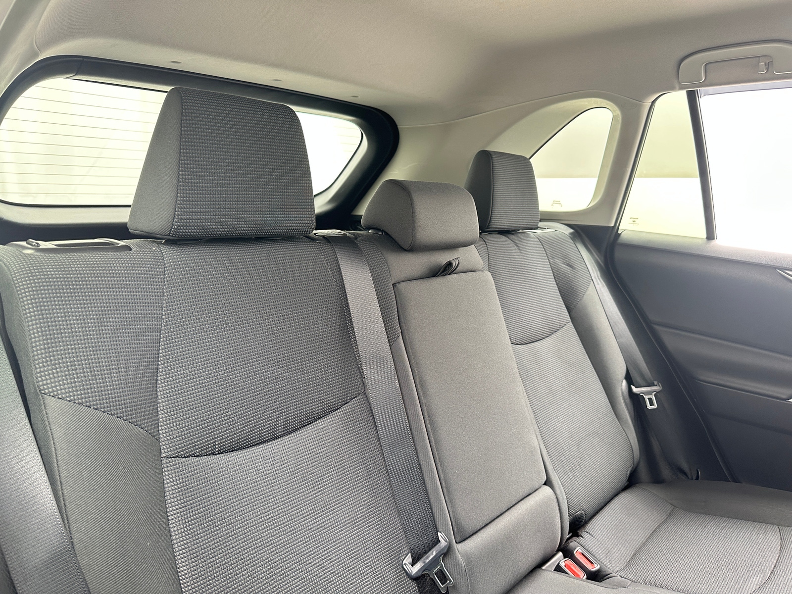 Thumbnail: 2019 Toyota RAV4 - 6