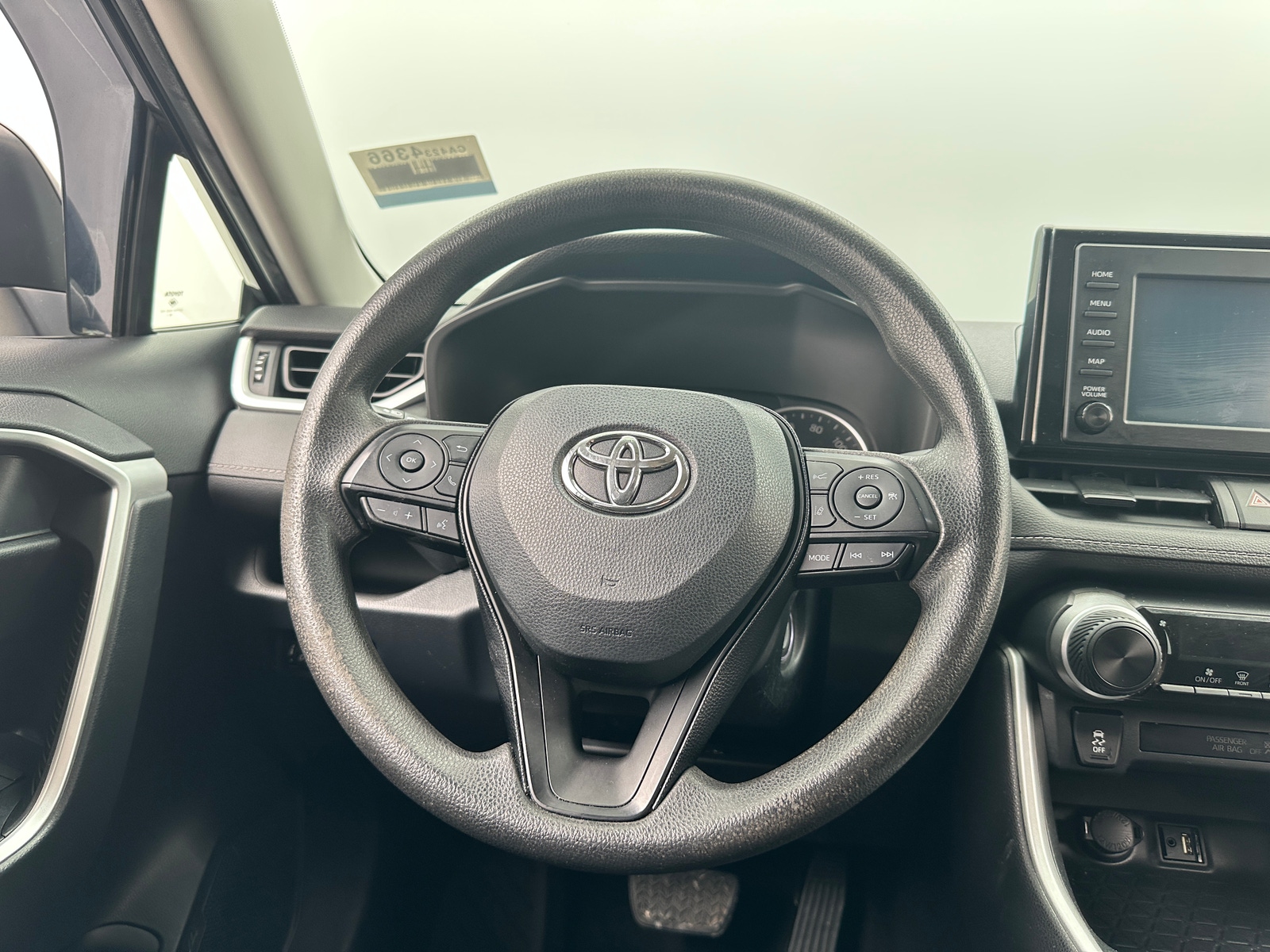 Thumbnail: 2019 Toyota RAV4 - 5