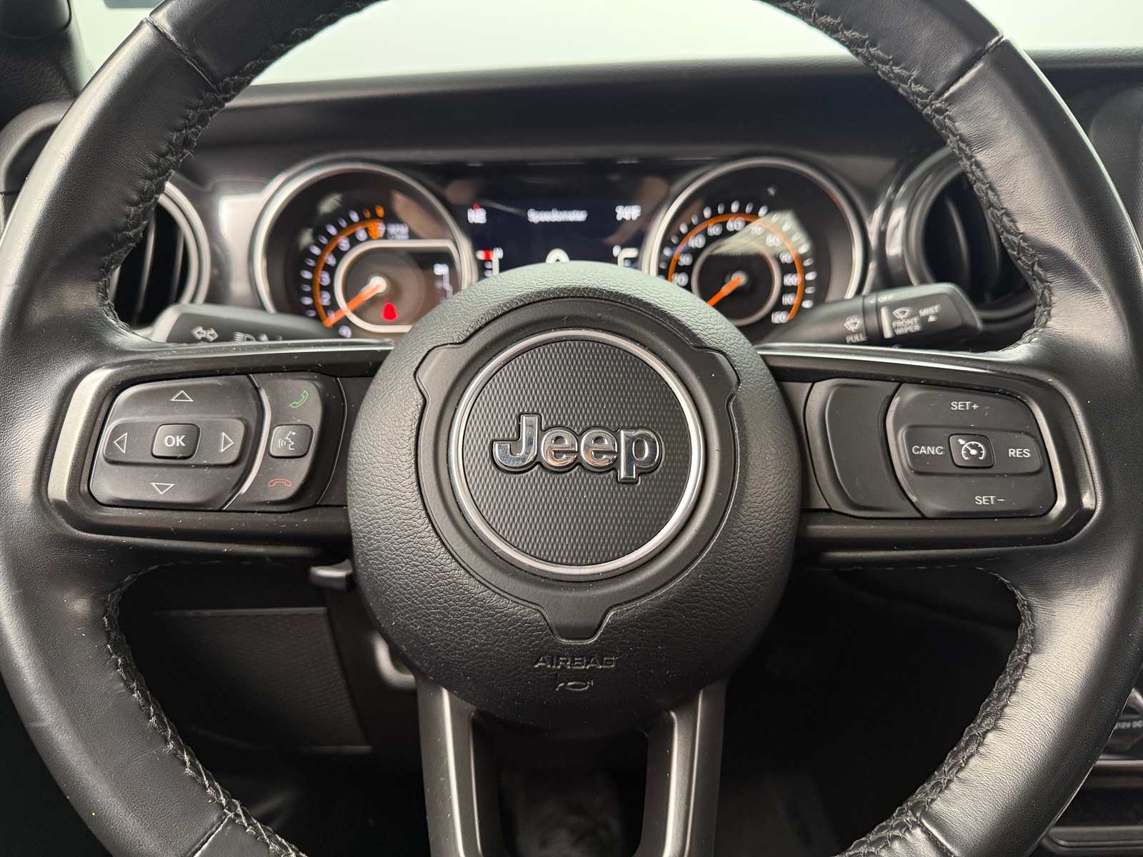 Thumbnail: 2022 Jeep Gladiator - 5