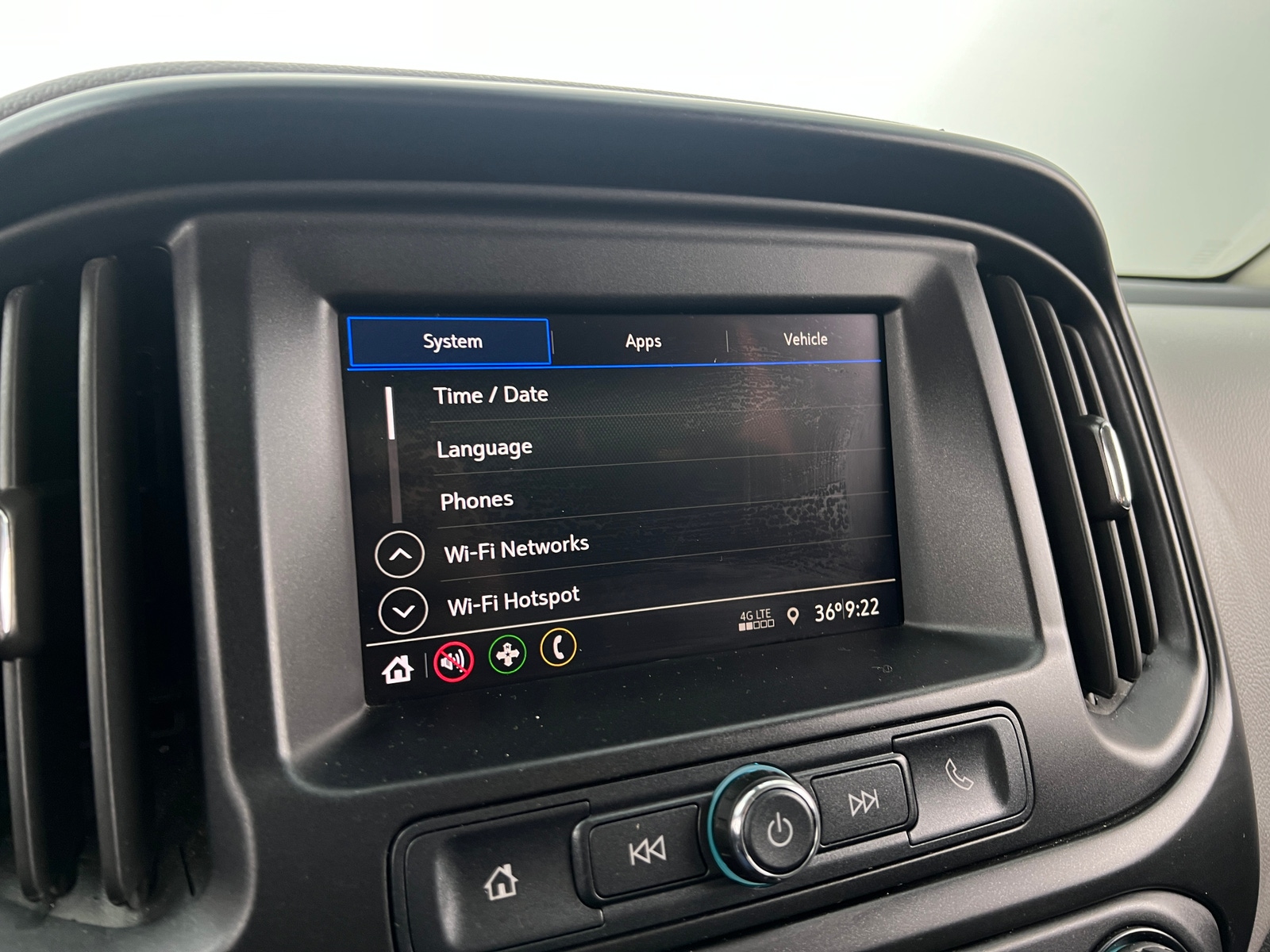 Thumbnail: 2020 Chevrolet Colorado - 4