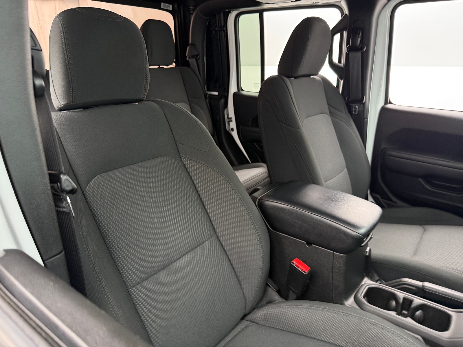 Thumbnail: 2023 Jeep Gladiator - 2