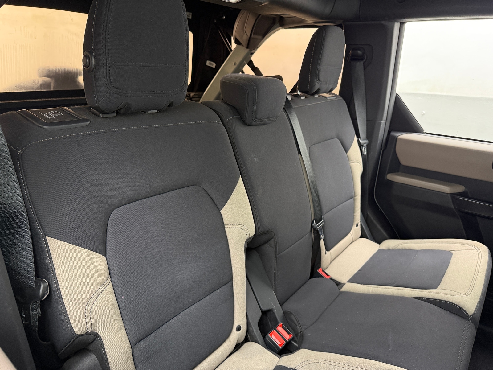 Thumbnail: 2021 Ford Bronco - 6