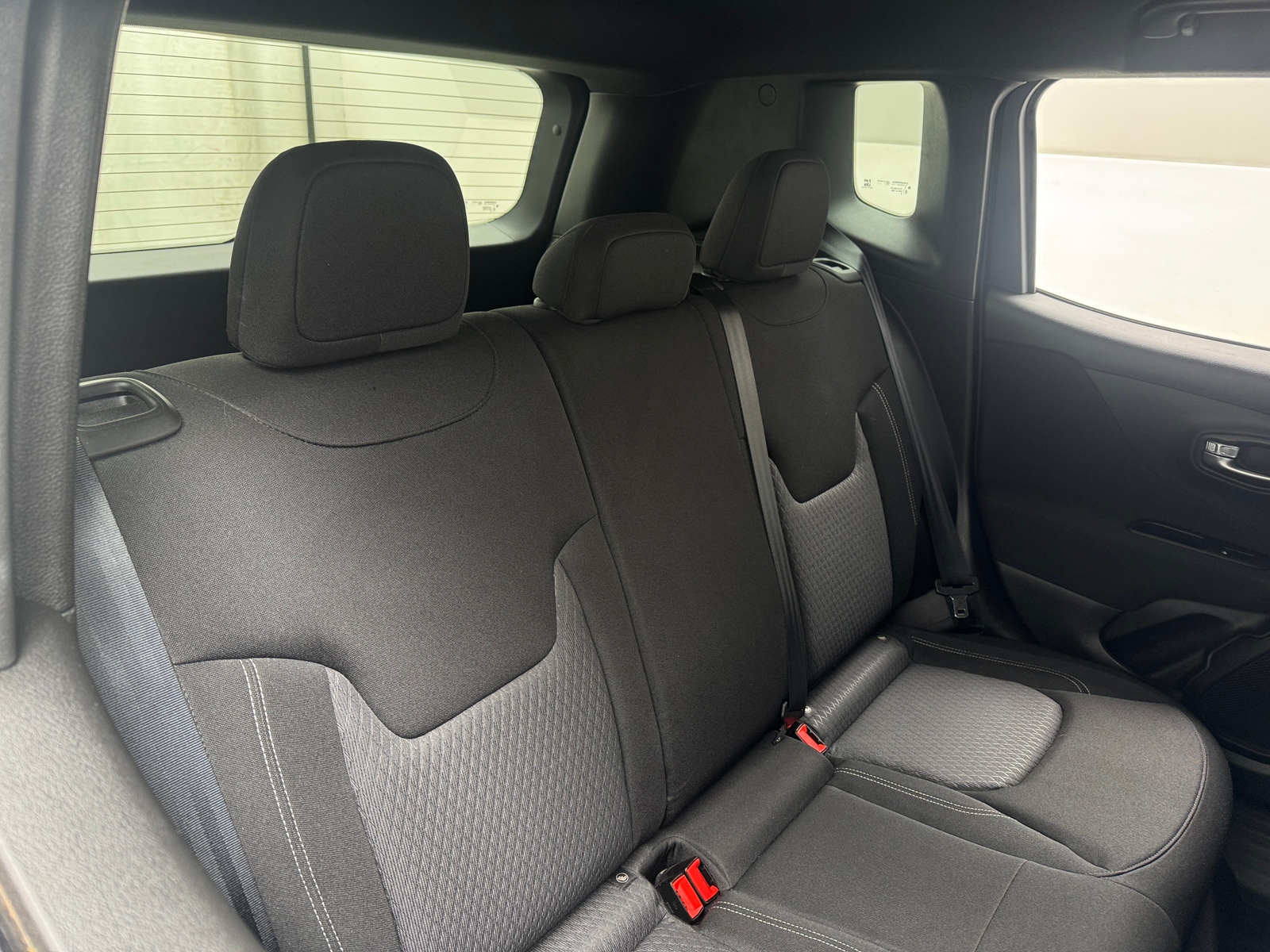 Thumbnail: 2021 Jeep Renegade - 6