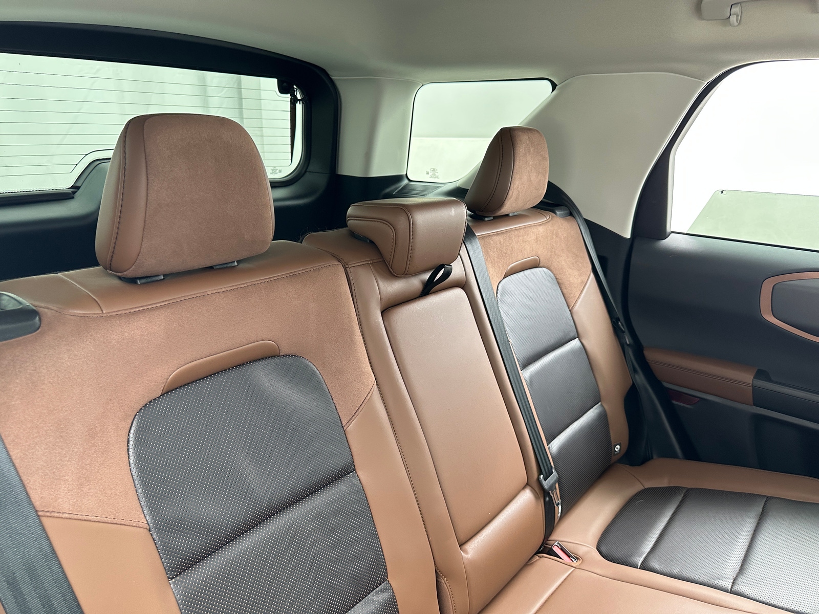 Thumbnail: 2022 Ford Bronco Sport - 6