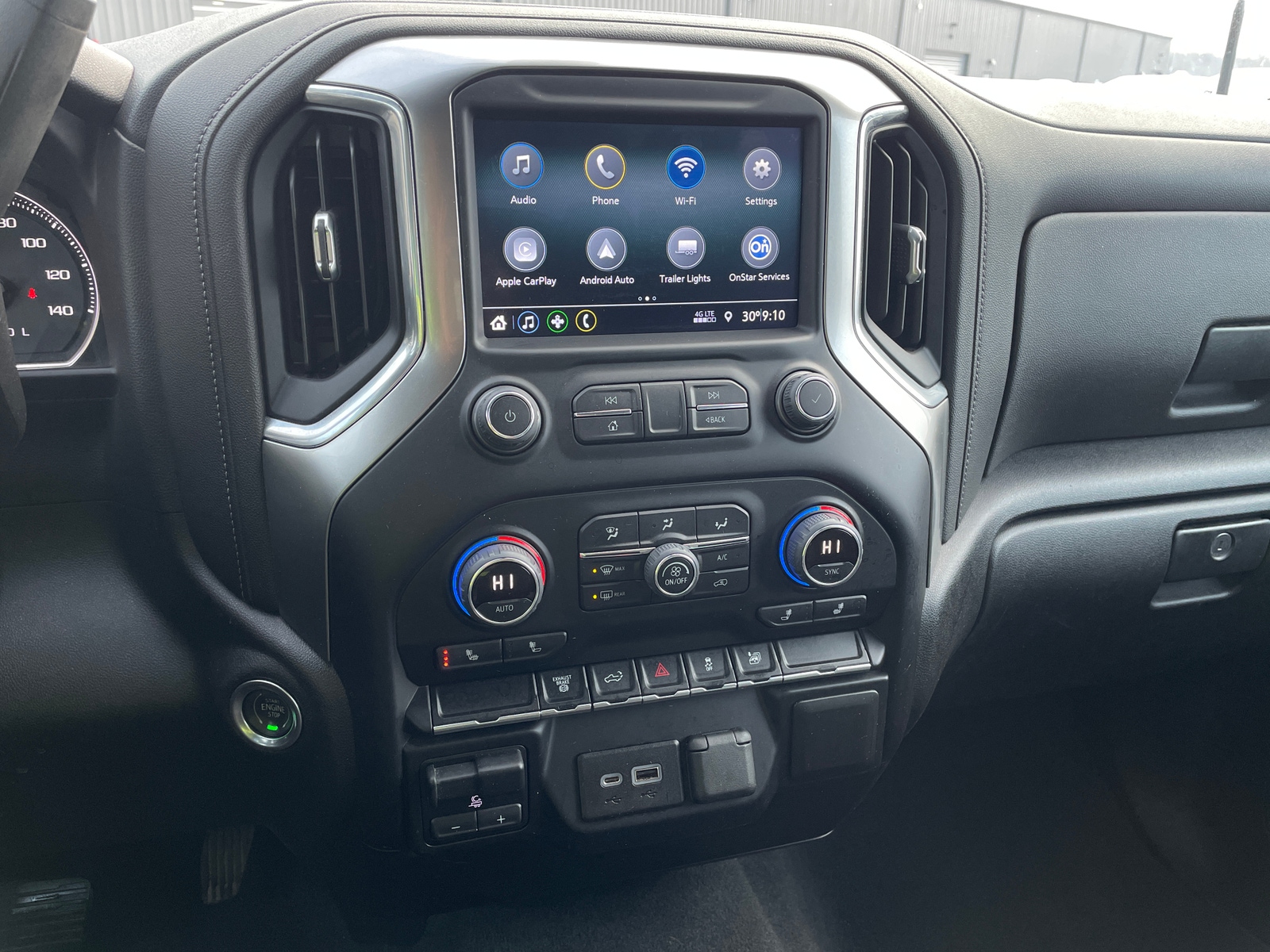 Thumbnail: 2022 Chevrolet Silverado 2500 - 4