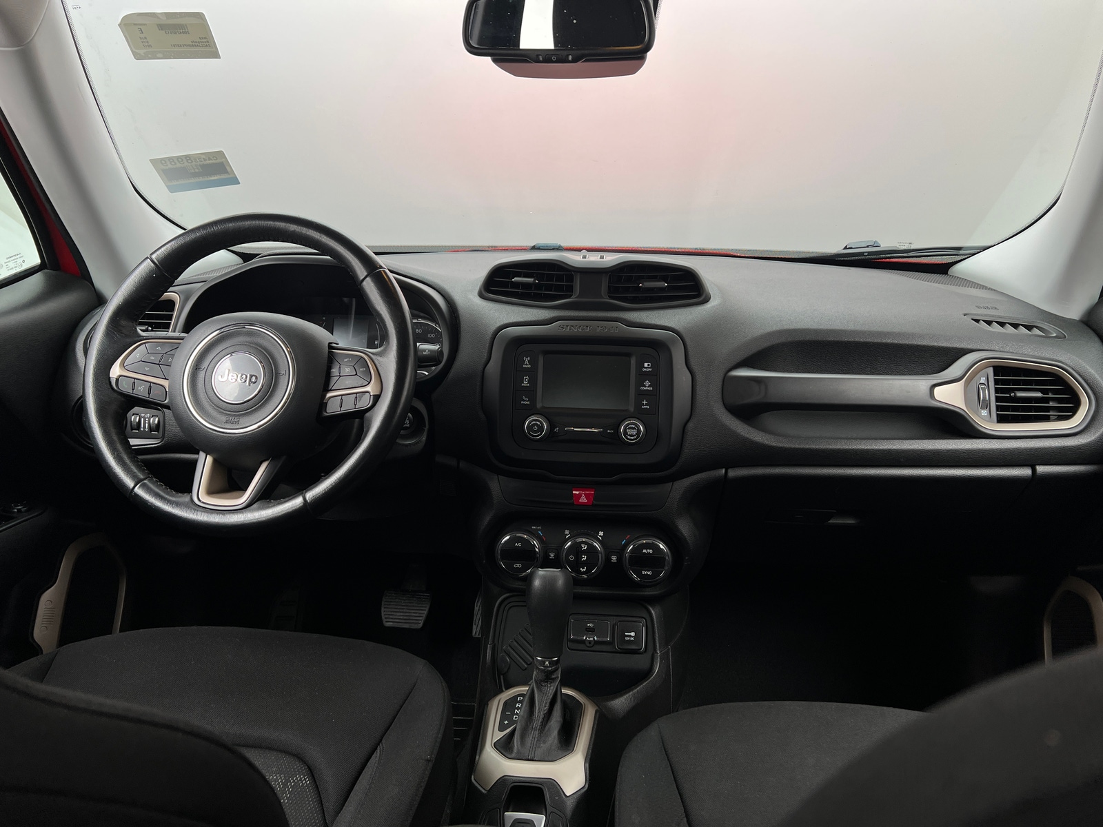 Thumbnail: 2017 Jeep Renegade - 3