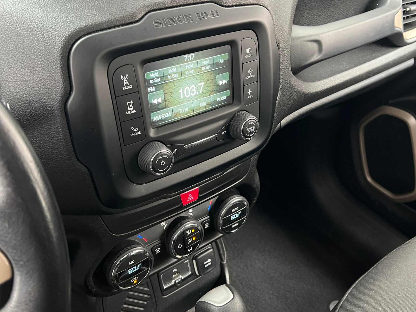 Thumbnail: 2017 Jeep Renegade - 4